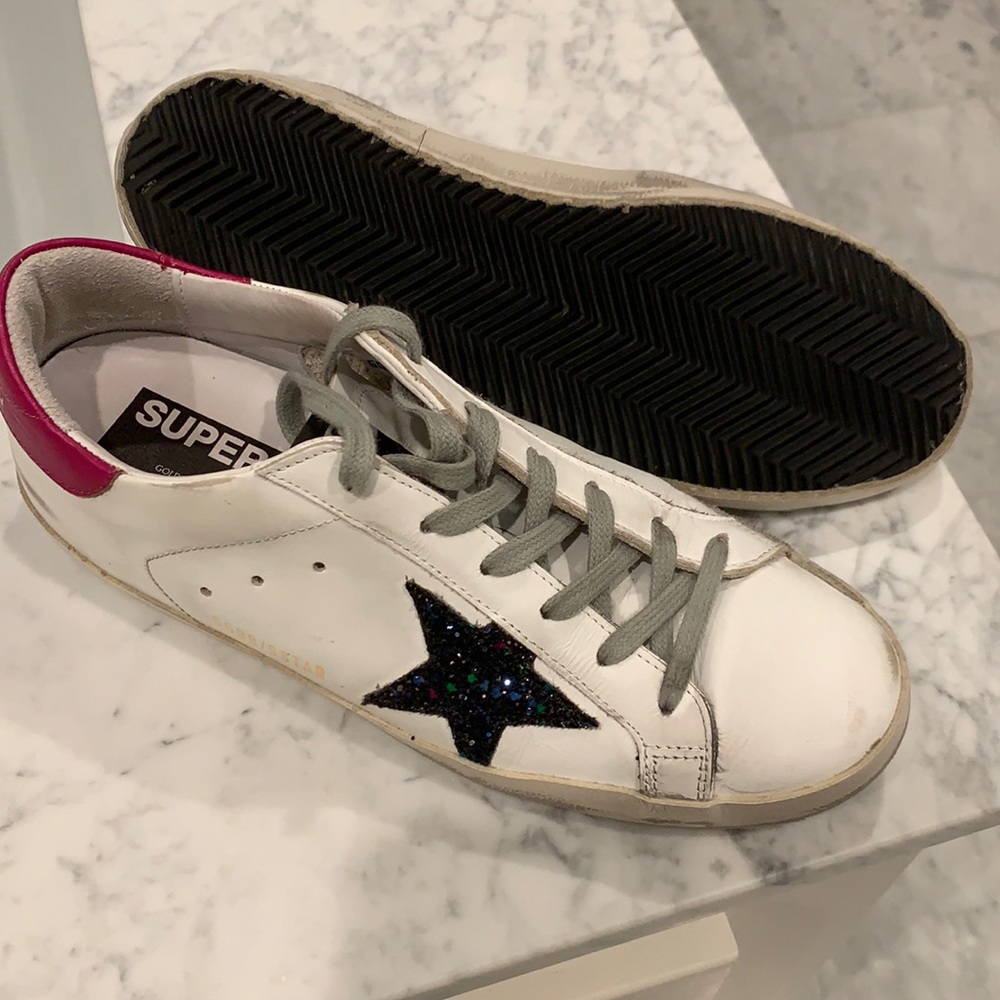 Authentic GG in excellent condition! Worn twice.